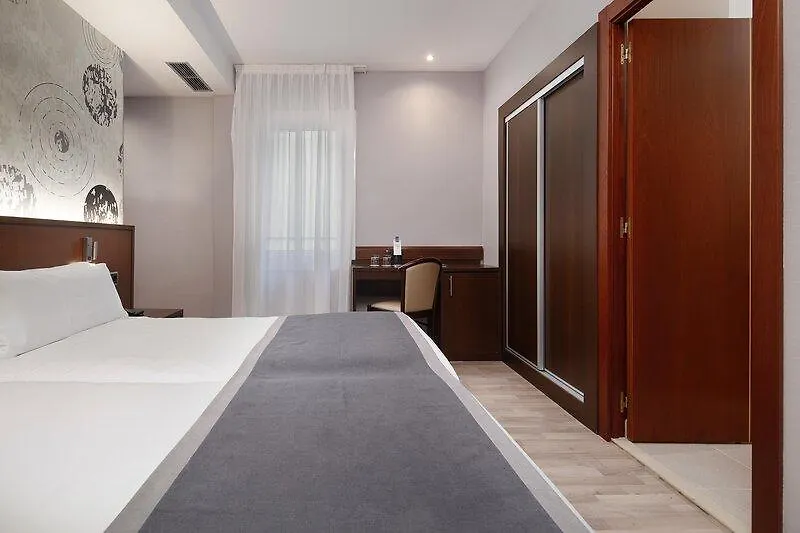 Hcc Taber Hotel Barcelona 3*,